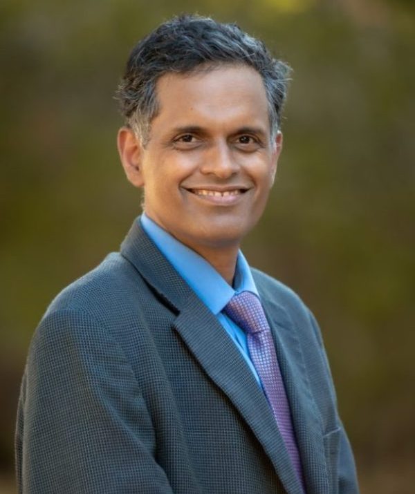 <a href="https://smithrealestateaustin.com/team-detail/#Bhushan">REALTOR®</a>